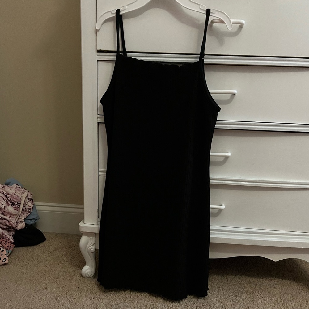 black fitted square neck dress!!
